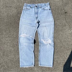Vintage Distressed Light Wash Levi’s Size 33x30
